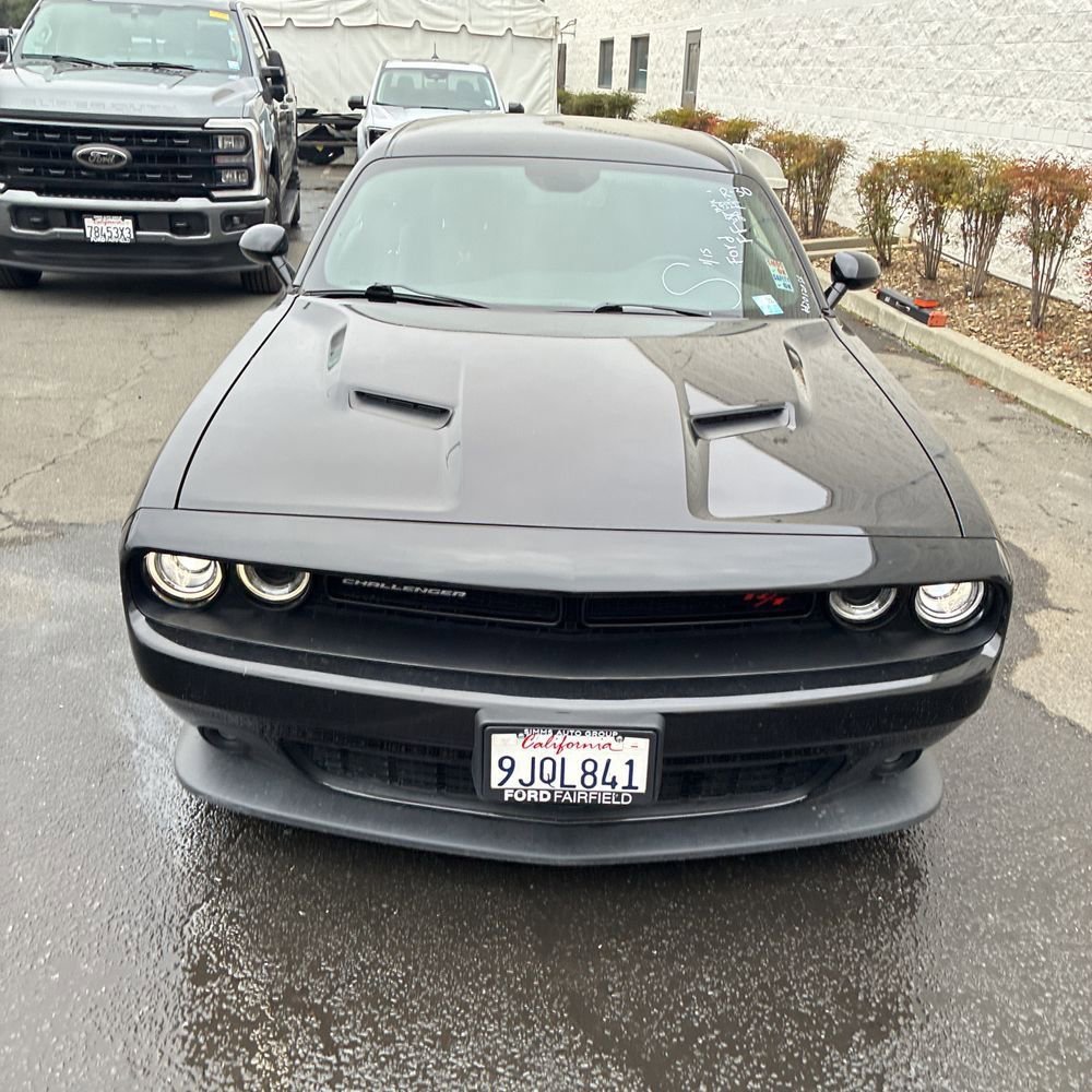 Used 2018 Dodge Challenger R/T Scat Pack image 2
