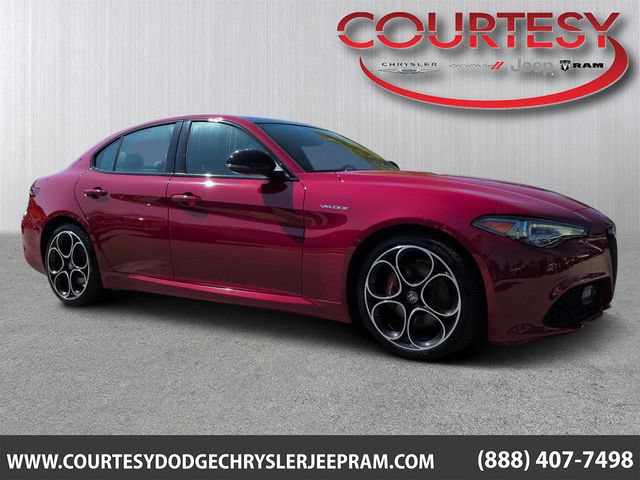 Used 2023 Alfa Romeo Giulia Veloce