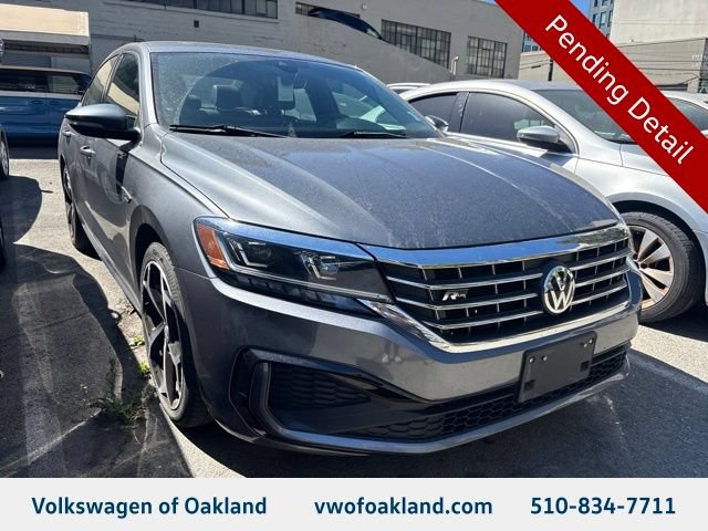 Used 2021 Volkswagen Passat 2.0T R-Line FWD image 1
