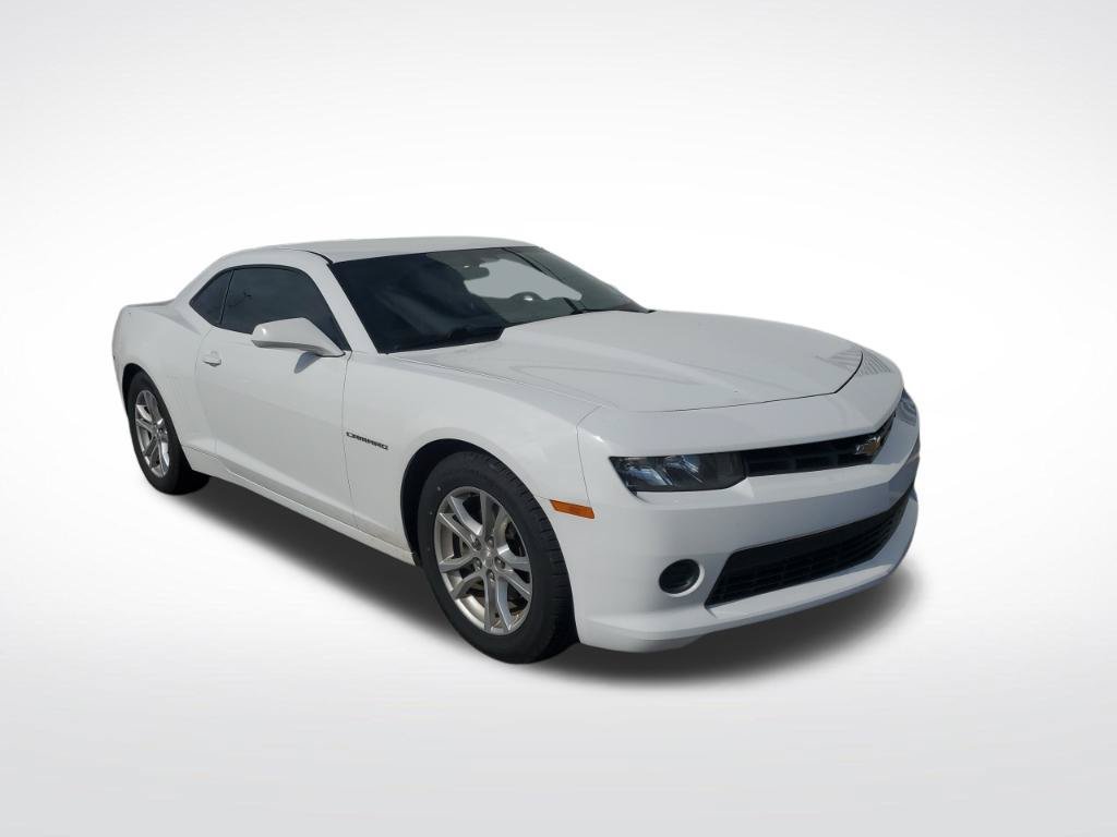 Used 2015 Chevrolet Camaro LS RWD image 6