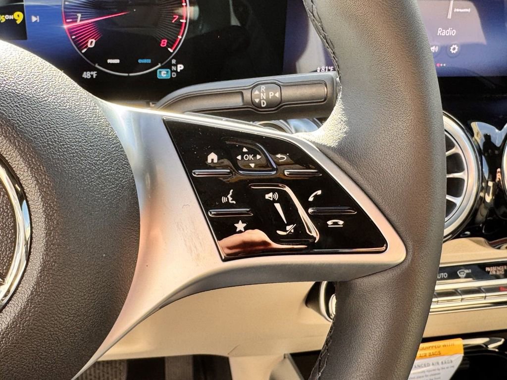 Certified 2025 Mercedes-Benz GLB 250 4MATIC image 21