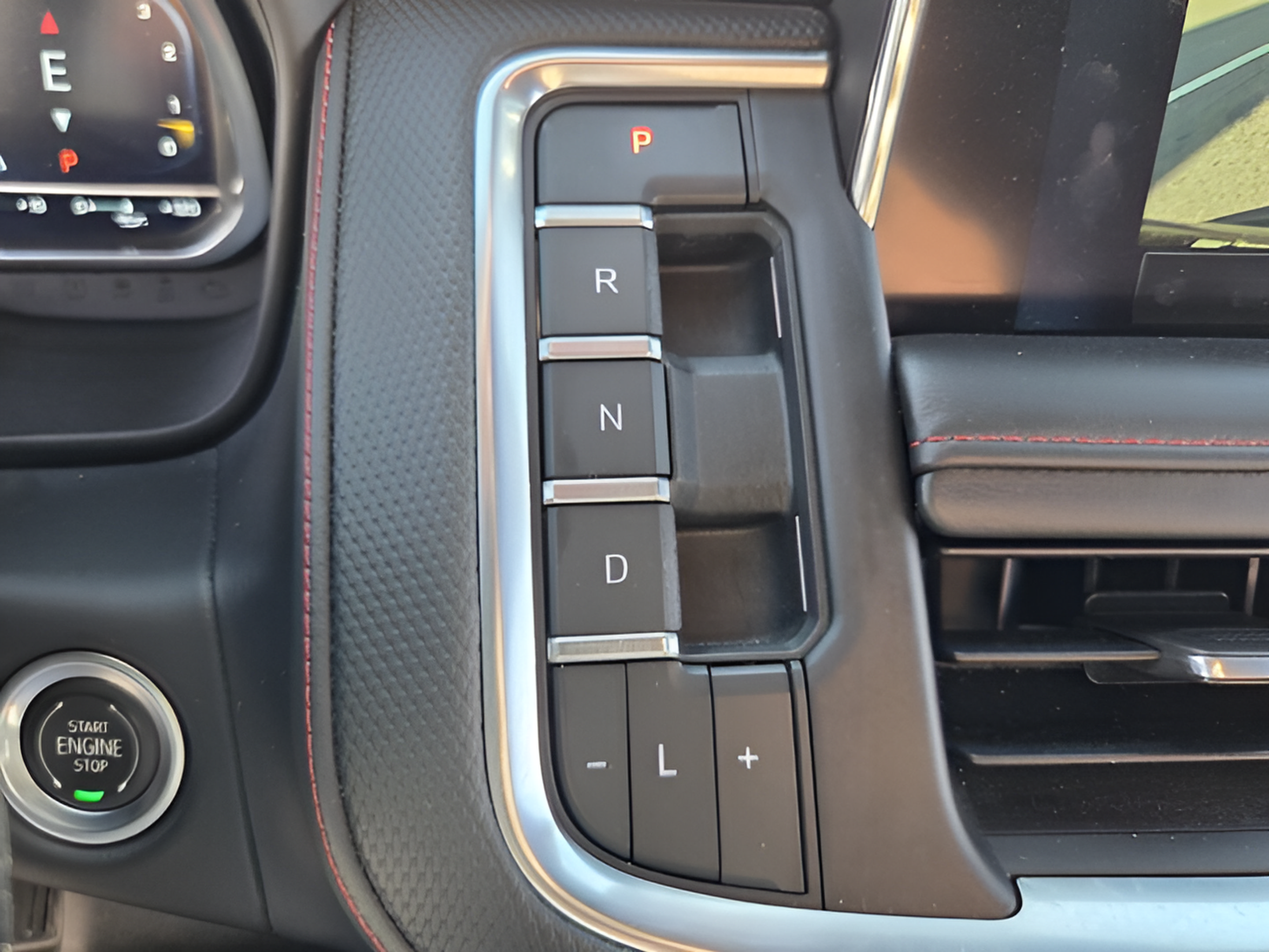Certified 2022 Chevrolet Tahoe RST RWD image 21