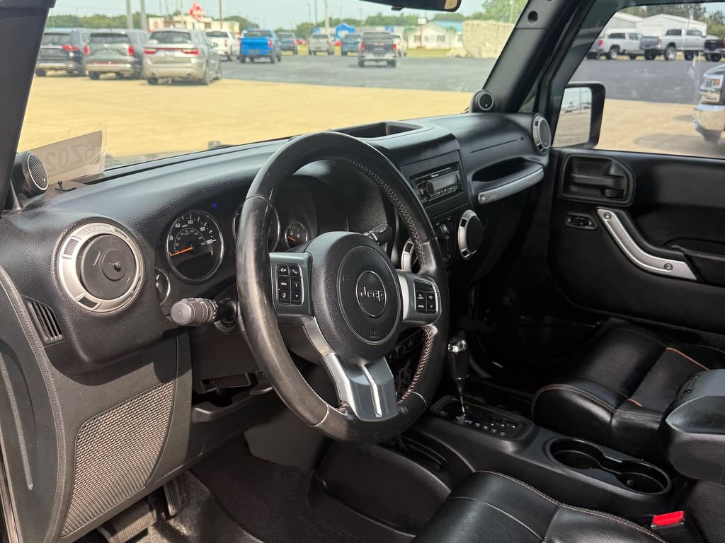 Used 2011 Jeep Wrangler Unlimited 70th Anniversary w/ Dual Top Group AWD/4WD image 35