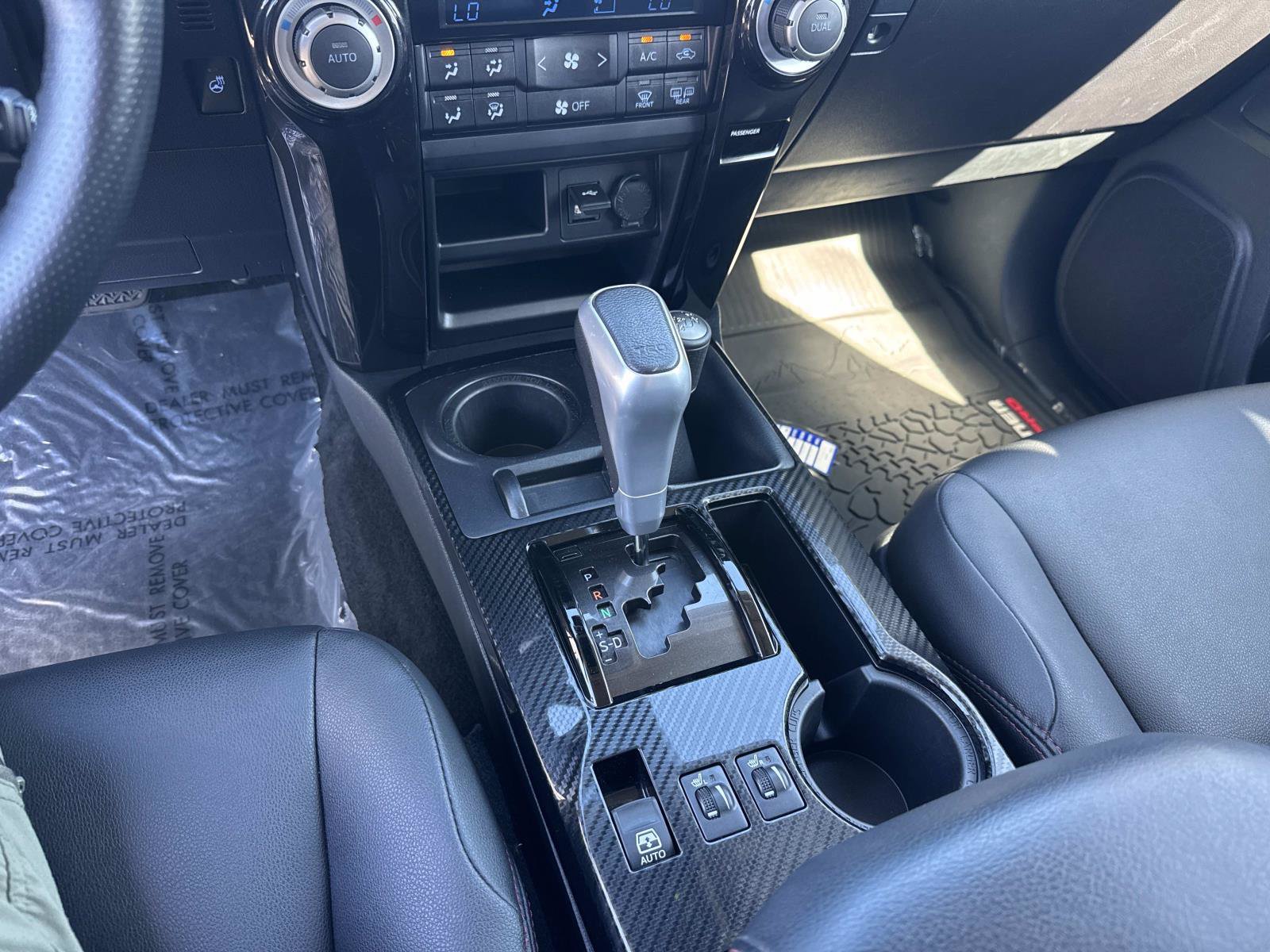 Used 2024 Toyota 4Runner Limited RWD image 28