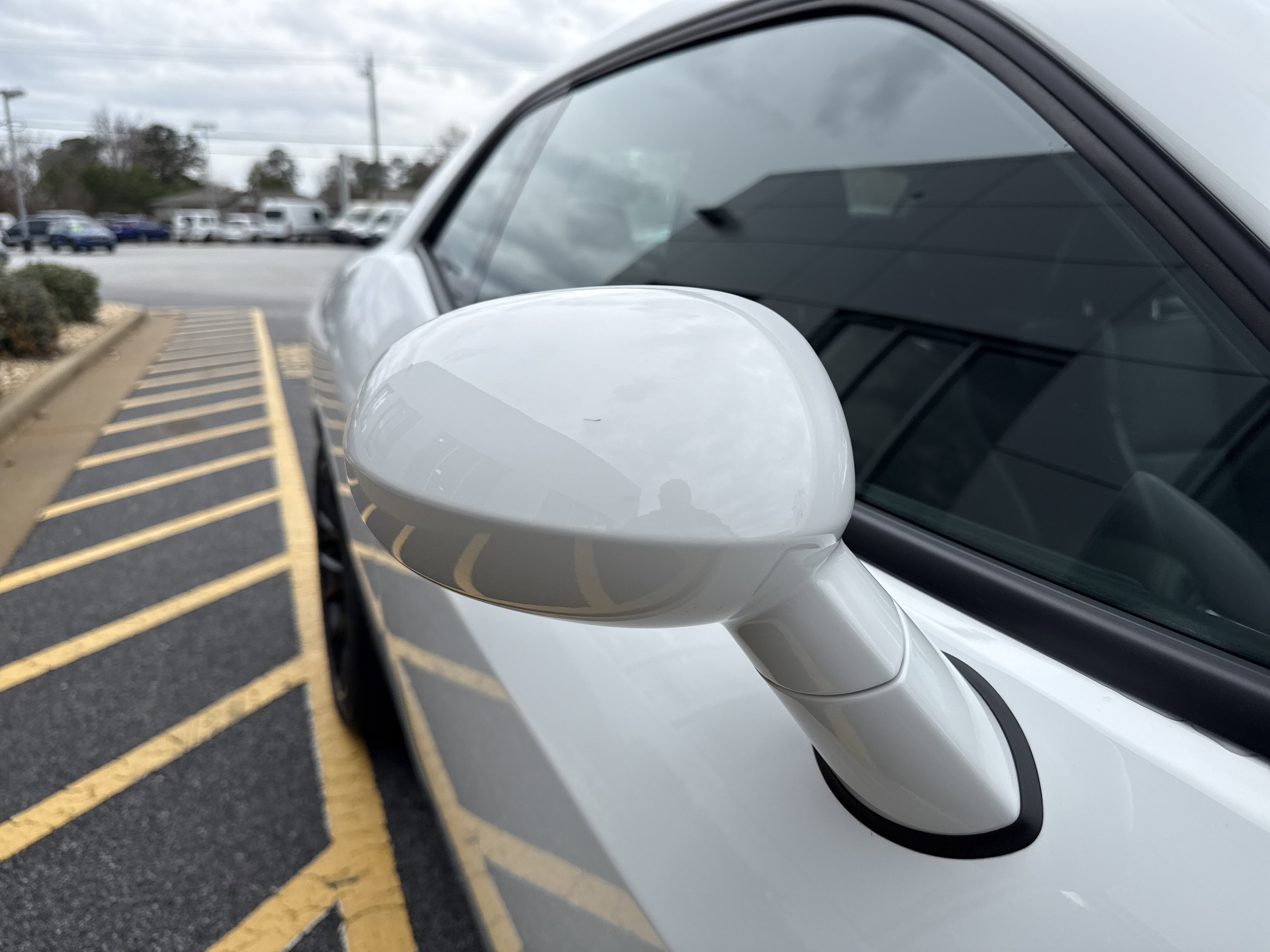 Used 2015 Dodge Challenger SRT Hellcat image 12