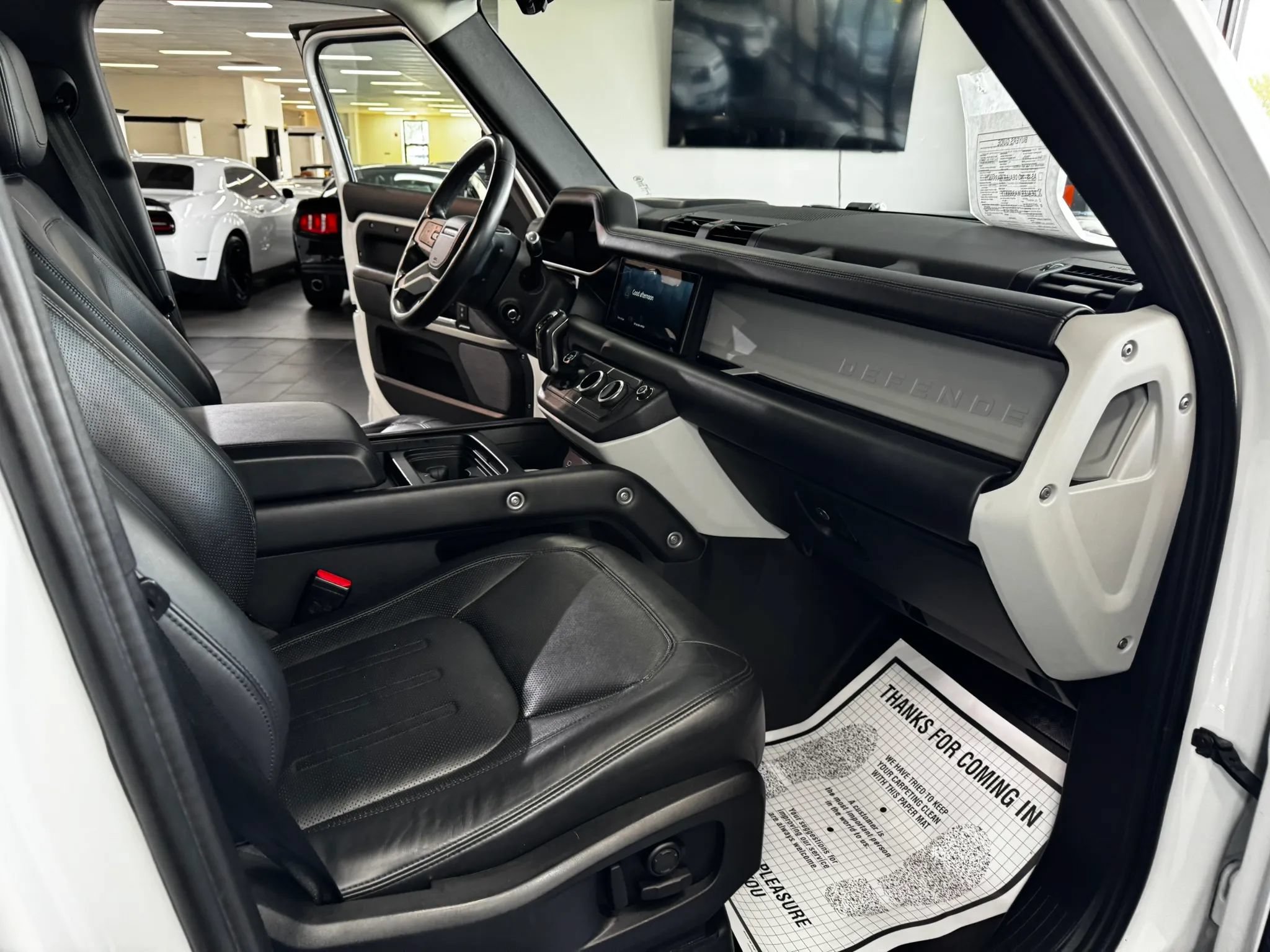 Used 2020 Land Rover Defender 110 HSE AWD/4WD image 13