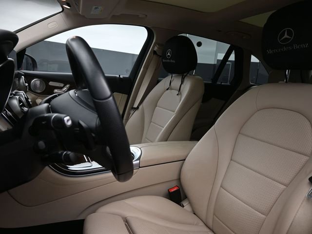 Used 2017 Mercedes-Benz GLC 300 4MATIC image 9