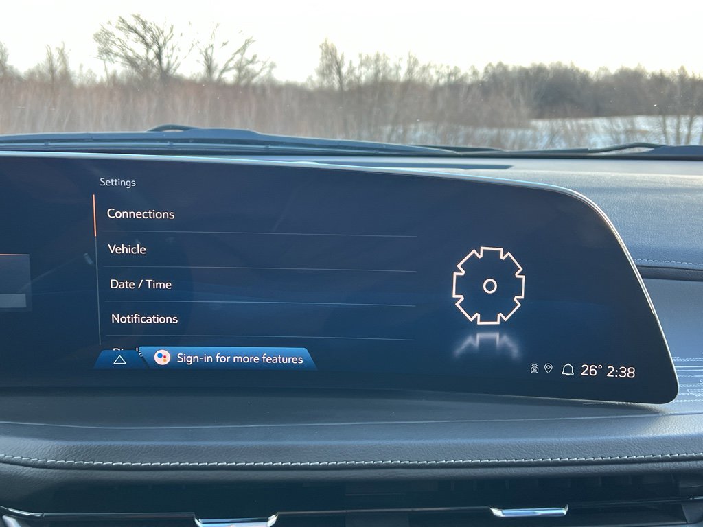 Used 2024 Cadillac XT4 Premium Luxury image 25