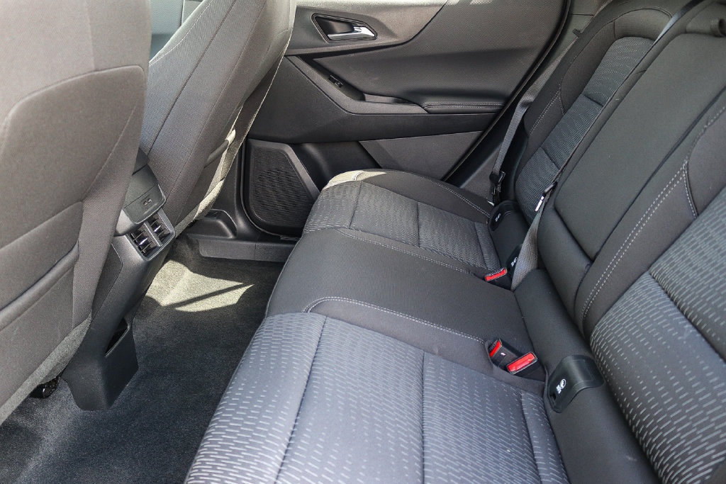 Used 2026 Chevrolet Equinox LT FWD image 18