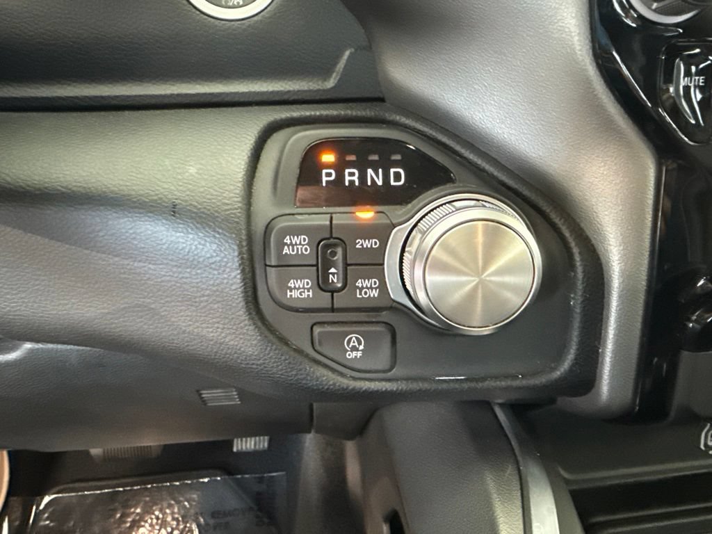 Used 2026 RAM 1500 Laramie AWD/4WD image 22