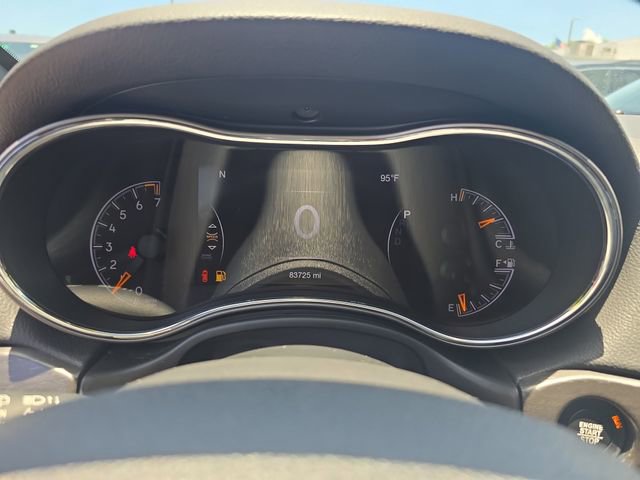 Used 2018 Jeep Grand Cherokee Laredo image 23