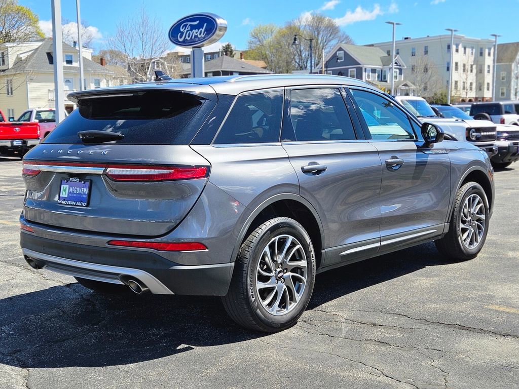 Used 2022 Lincoln Corsair AWD w/ Equipment Group 101A image 5