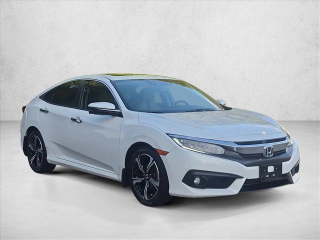 Used 2016 Honda Civic Touring image 3
