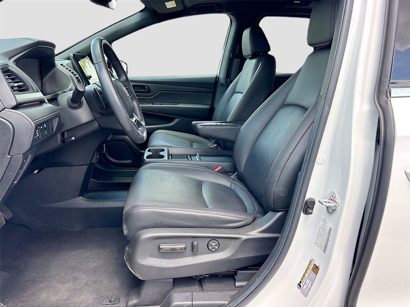Certified 2024 Honda Odyssey Sport image 23
