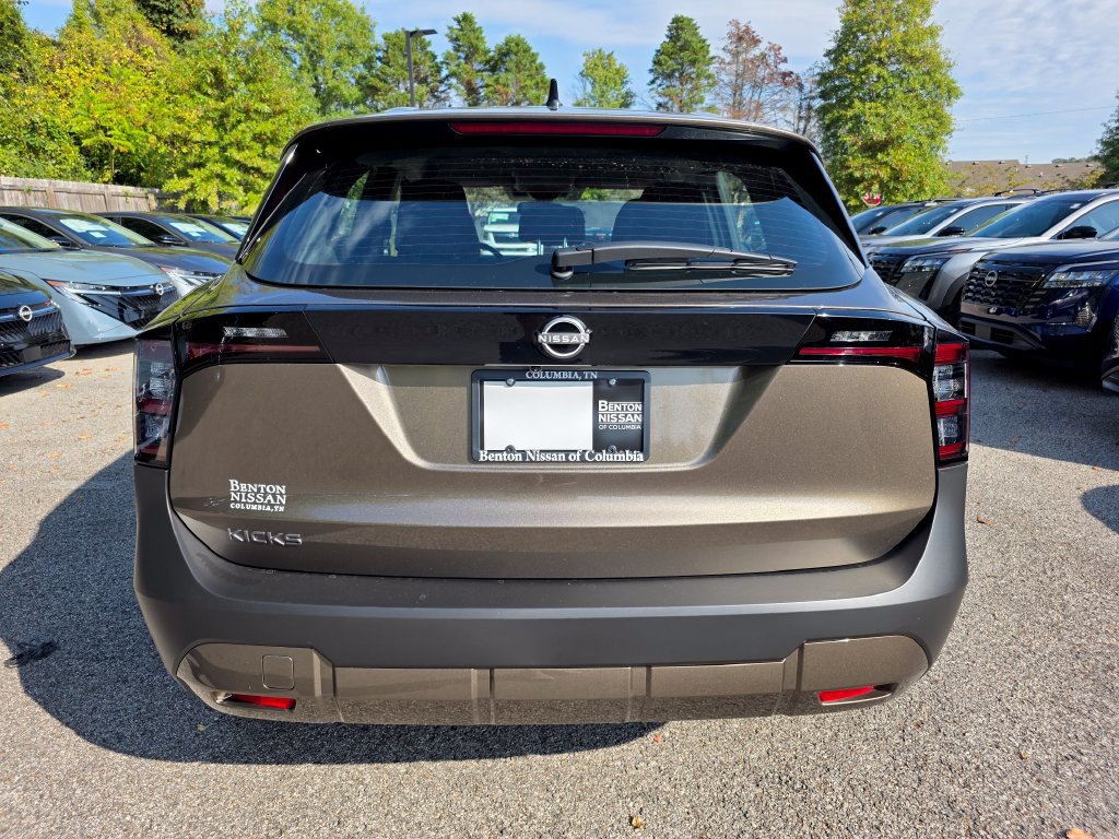 New 2027 Nissan Kicks S FWD image 8