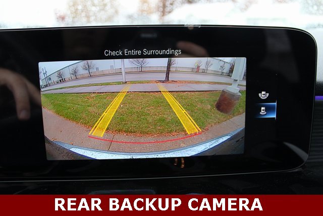 Used 2023 Mercedes-Benz GLB 250 4MATIC image 16