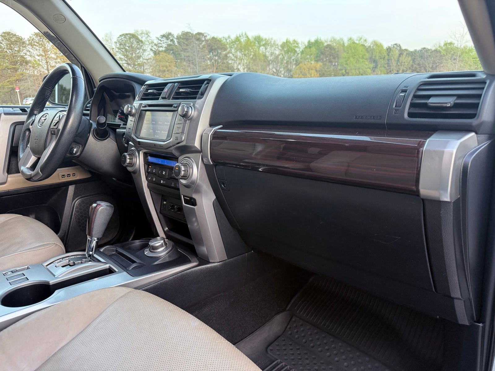 Used 2014 Toyota 4Runner Limited image 24