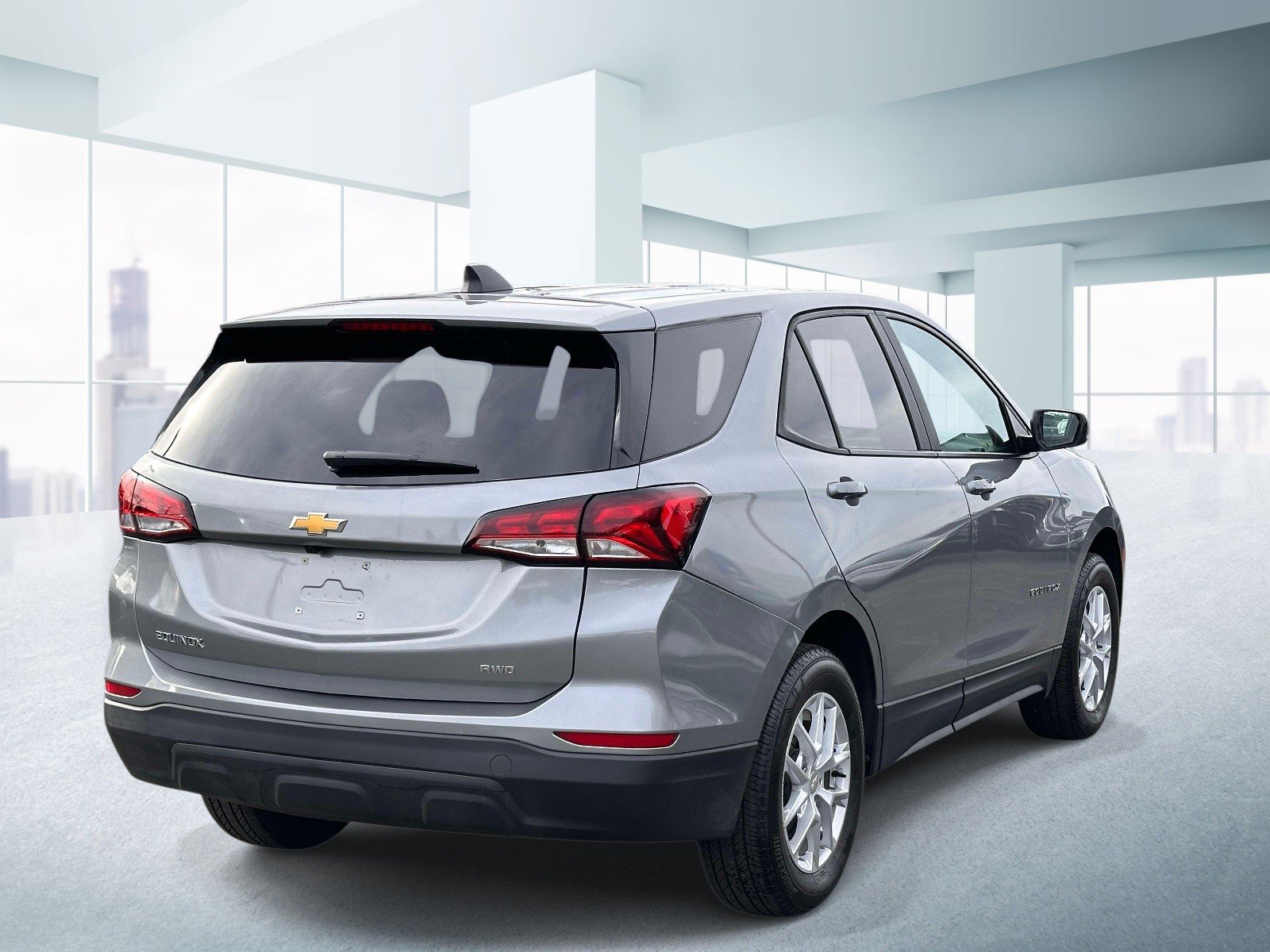 Used 2024 Chevrolet Equinox LS w/ LS Convenience Package AWD/4WD image 4
