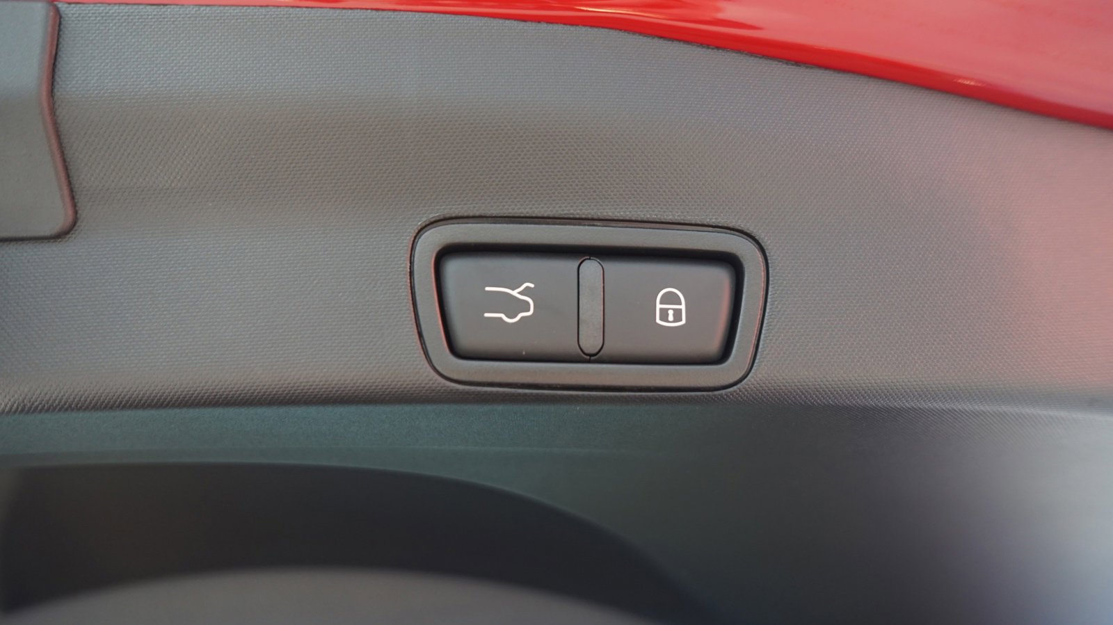 New 2024 Alfa Romeo Stelvio Sprint image 9