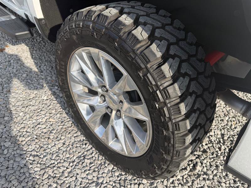 Used 2019 Chevrolet Silverado 1500 LTZ w/ LTZ Premium Package image 14