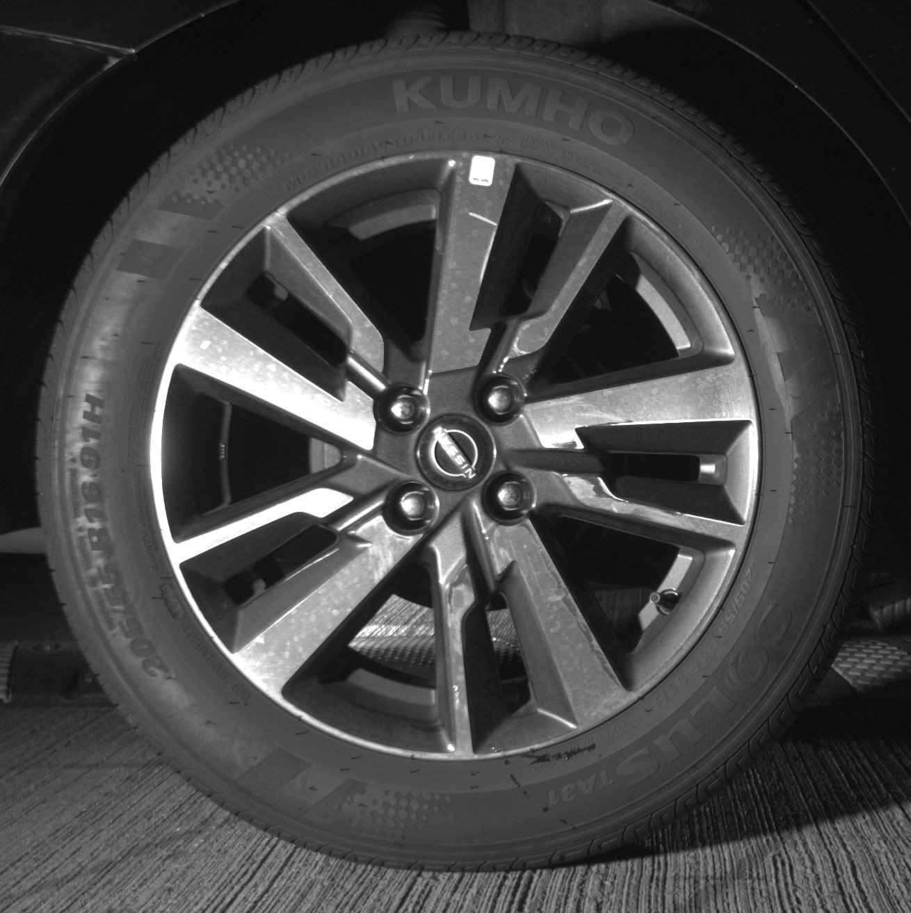 Used 2025 Nissan Versa SV image 15