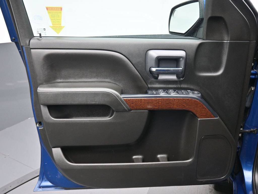 Used 2018 GMC Sierra 1500 SLE w/ SLE Value Package AWD/4WD image 9