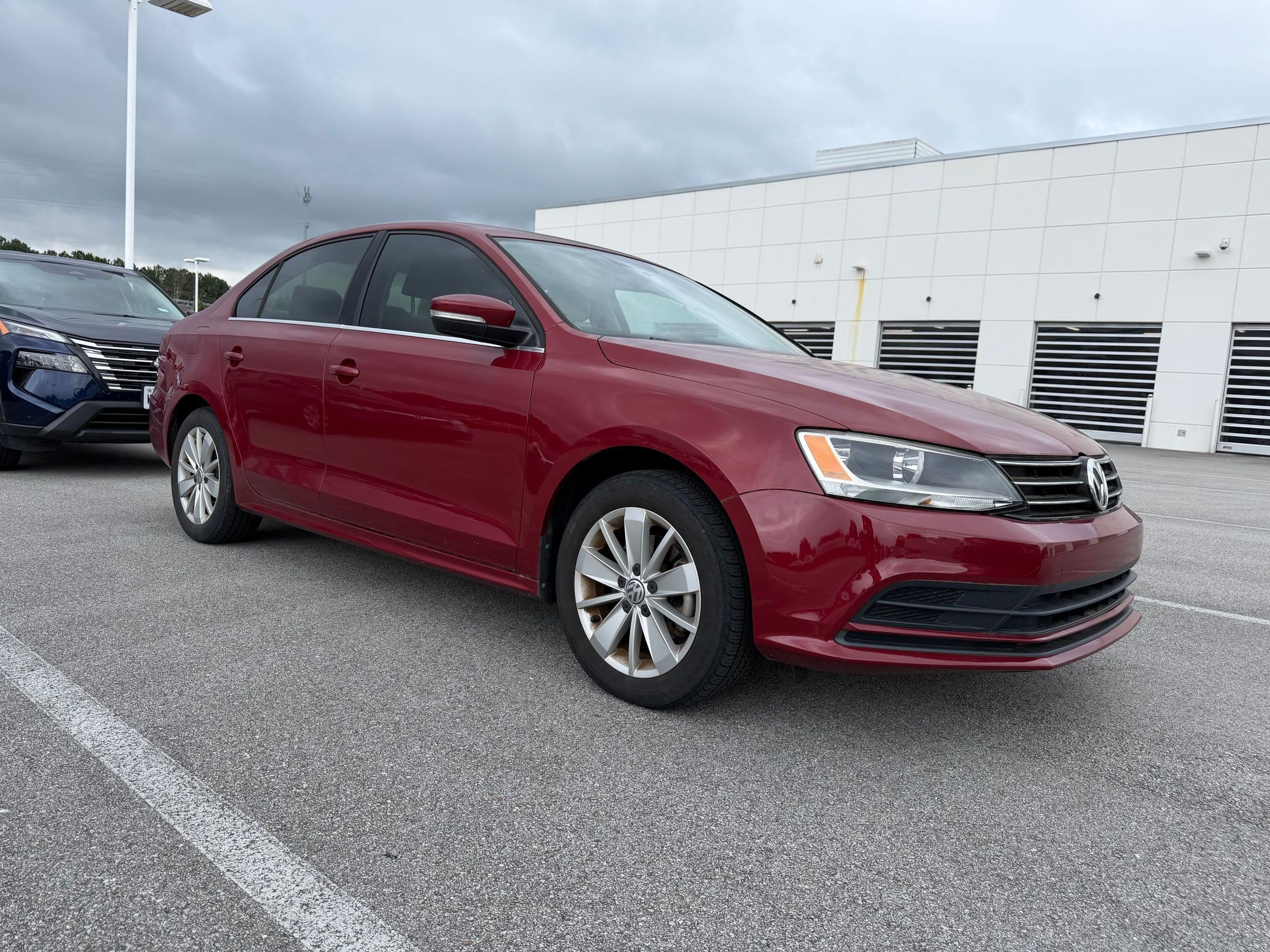 Used 2016 Volkswagen Jetta SE FWD image 4