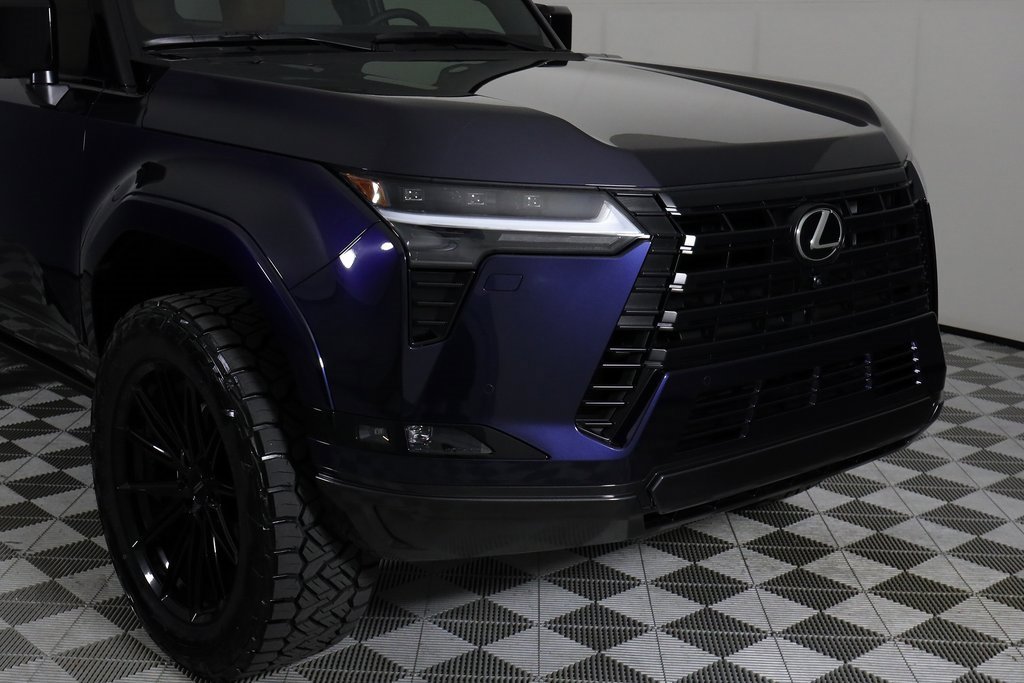 Used 2025 Lexus GX 550 w/ Accessory Package (2T) image 54