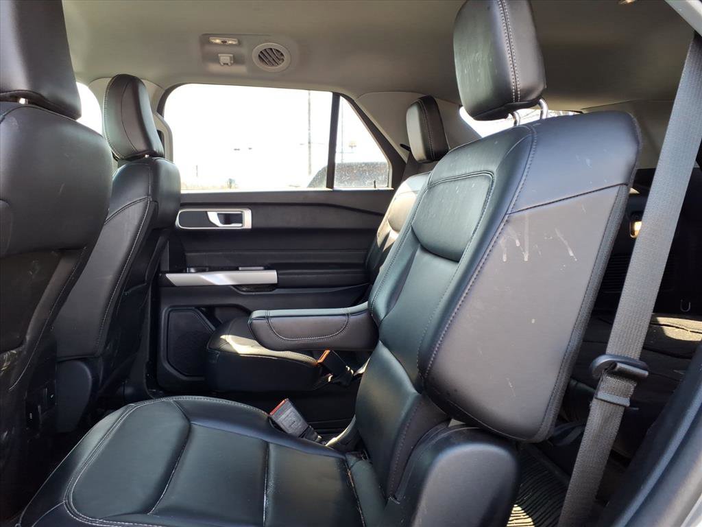 Used 2023 Ford Explorer XLT w/ Equipment Group 202A image 26
