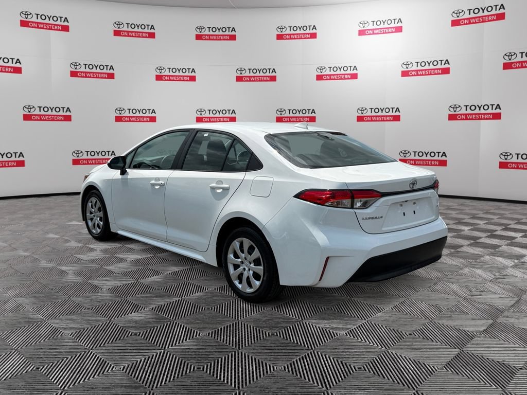 Certified 2024 Toyota Corolla LE FWD image 7