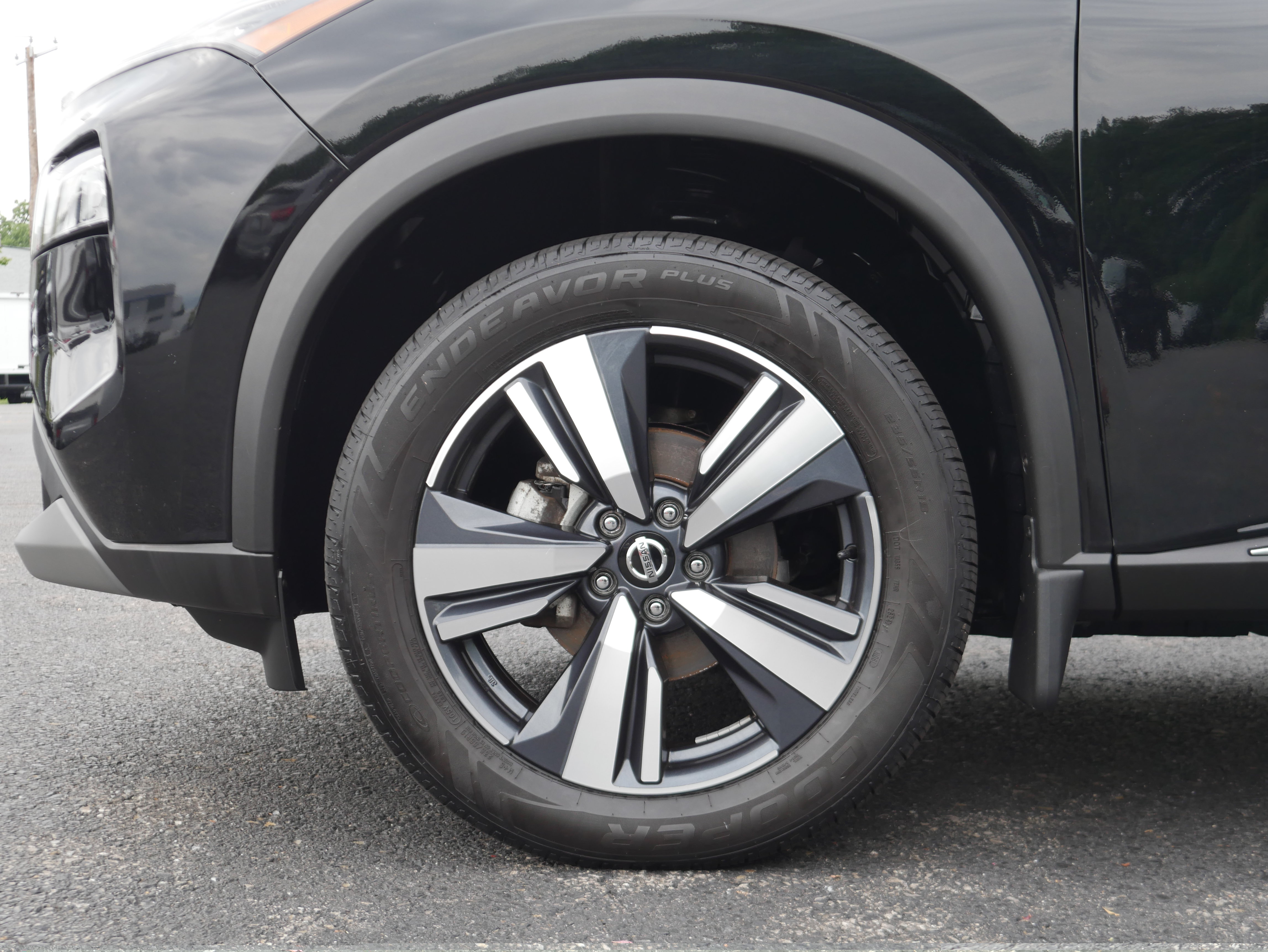 Used 2021 Nissan Rogue SL AWD/4WD image 11