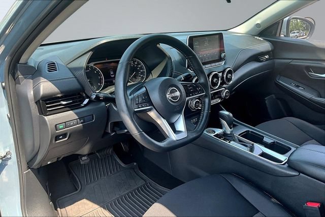 Used 2025 Nissan Sentra SV w/ All-Weather Package FWD image 16