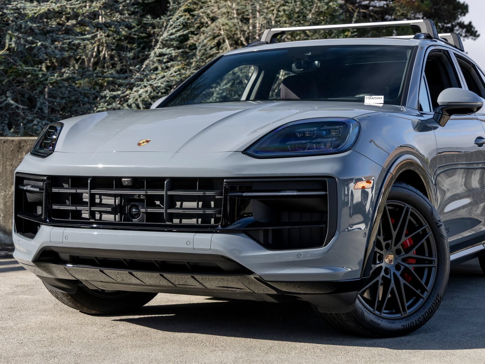 Certified 2026 Porsche Cayenne GTS AWD/4WD image 7