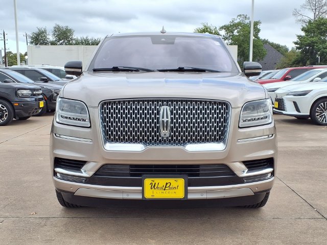 Used 2020 Lincoln Navigator L Reserve w/ Luxury Package AWD/4WD image 19