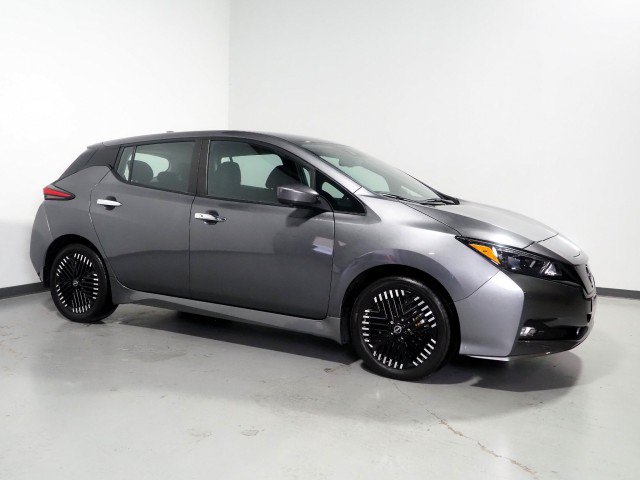 Used 2025 Nissan Leaf SV Plus FWD image 1