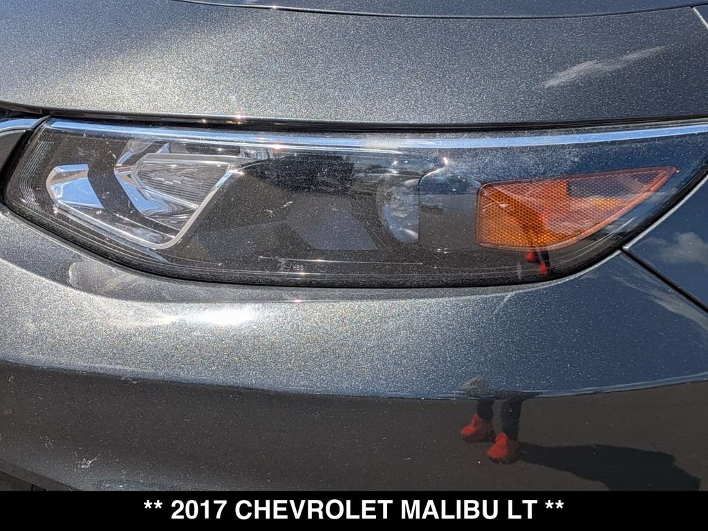 Used 2017 Chevrolet Malibu LT FWD image 15