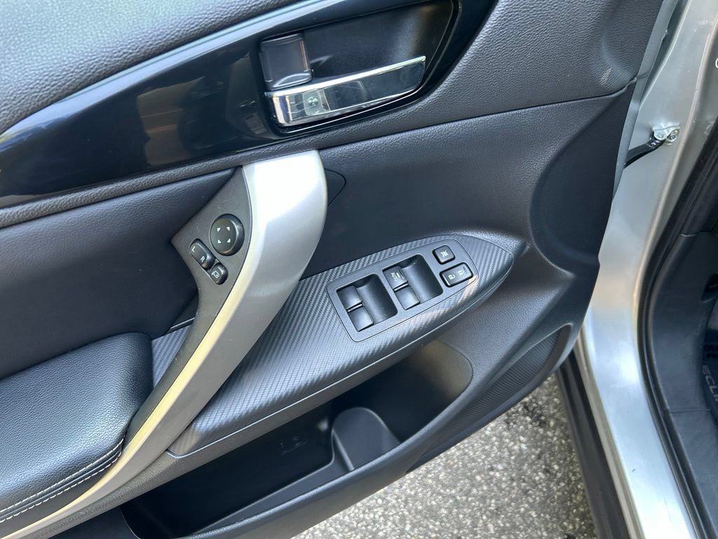 Used 2024 Mitsubishi Eclipse Cross AWD image 14