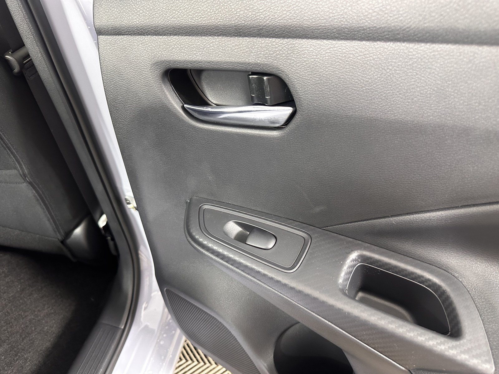 New 2025 Nissan Versa SV w/ Trunk Package FWD image 35