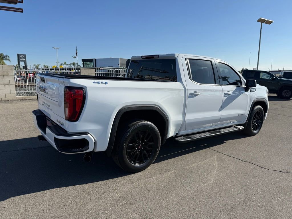Used 2022 GMC Sierra 1500 Elevation w/ LPO, Elevation Black Package AWD/4WD image 6