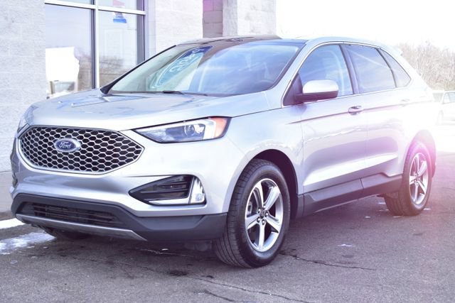 Used 2024 Ford Edge SEL w/ Convenience Package image 12