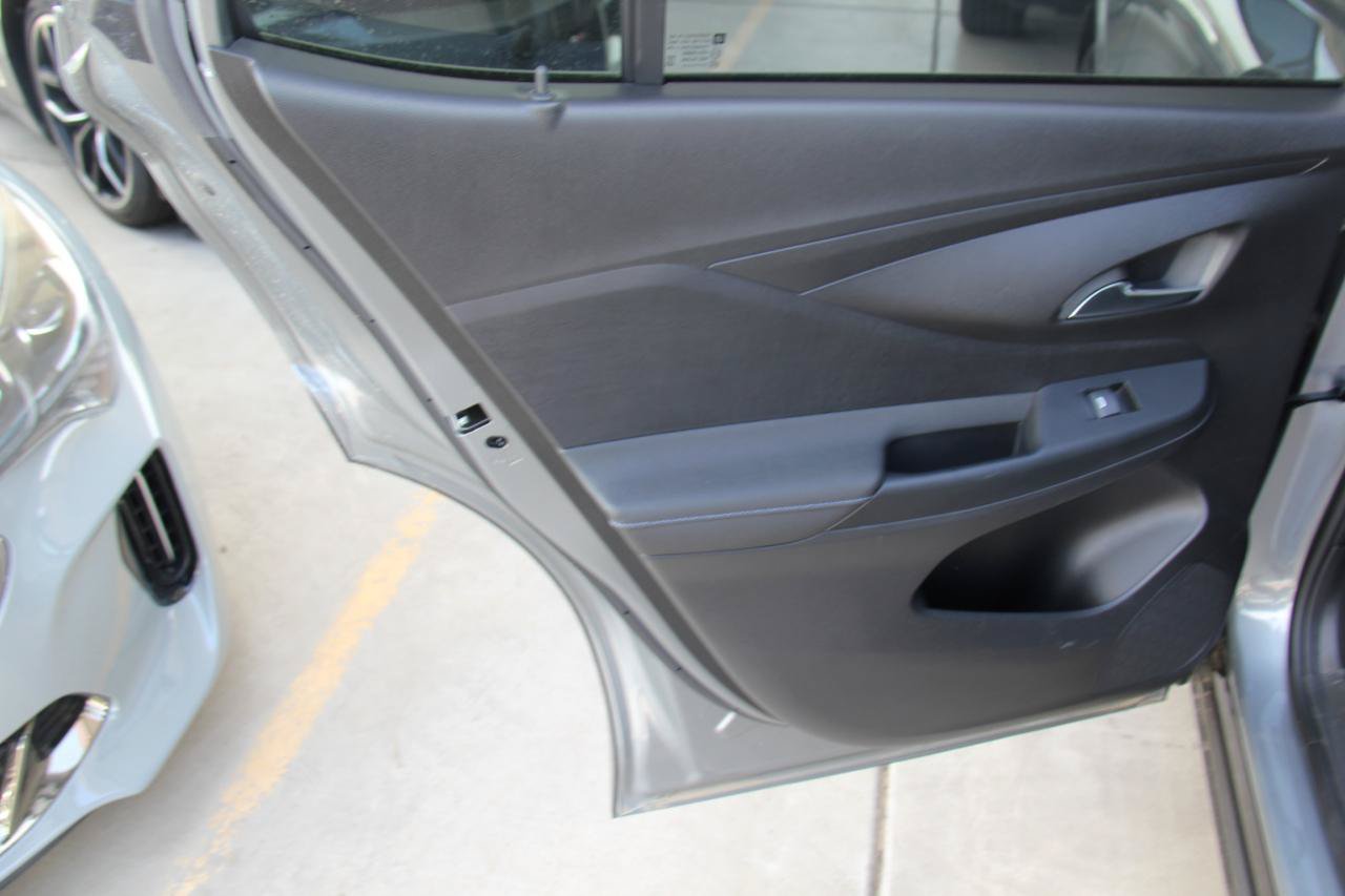 Used 2026 Buick Envista Sport Touring w/ Convenience I Package FWD image 21