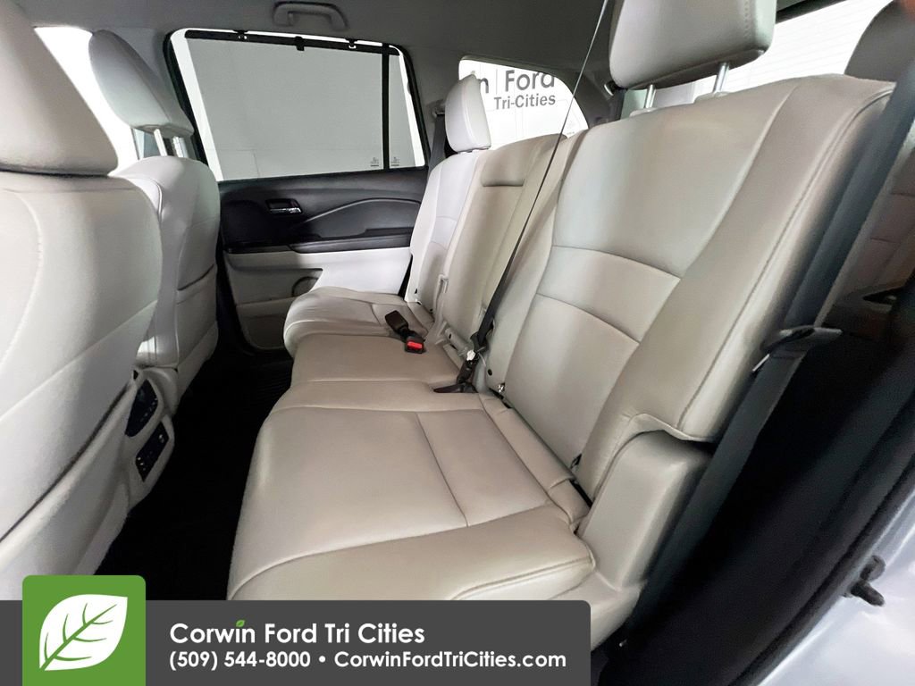Used 2018 Honda Pilot Touring image 29