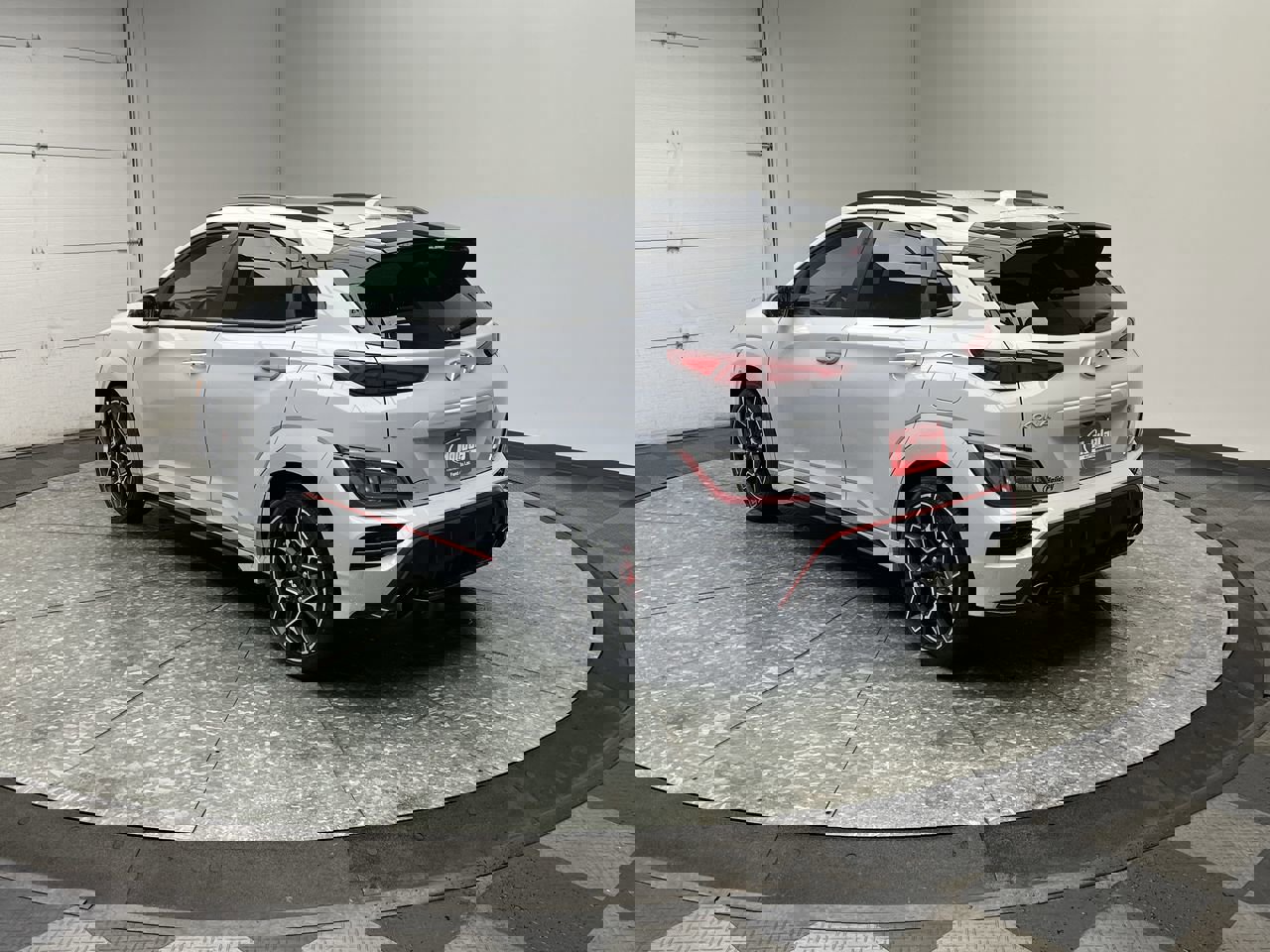 Used 2023 Hyundai Kona N image 2