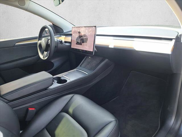 Used 2023 Tesla Model Y Long Range image 18