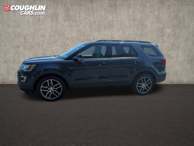 Used 2017 Ford Explorer Sport w/ Equipment Group 401A AWD/4WD image 4