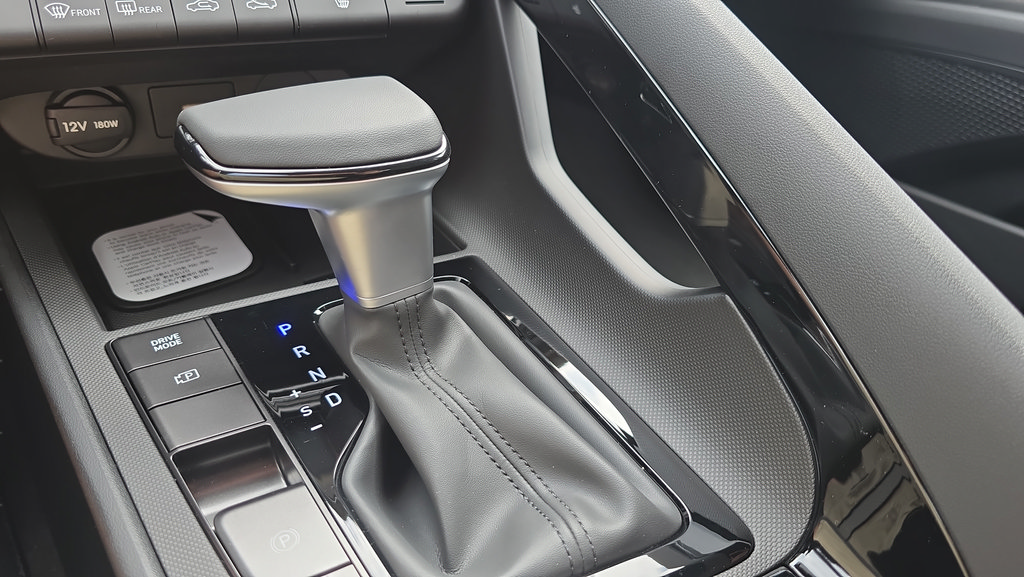 New 2026 Hyundai Elantra SEL Sport Premium FWD image 22
