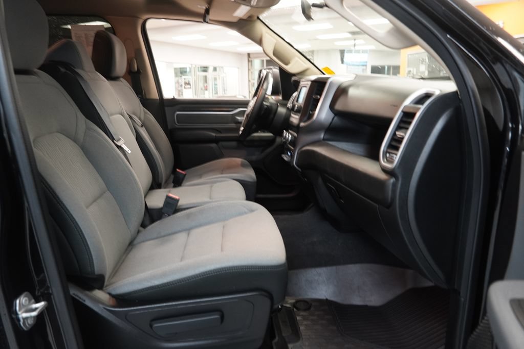 Used 2019 RAM 1500 Big Horn AWD/4WD image 32