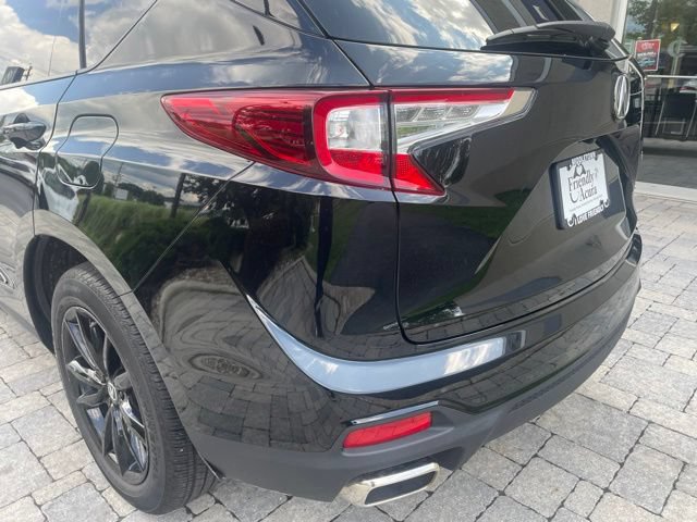 Used 2025 Acura RDX SH-AWD image 11