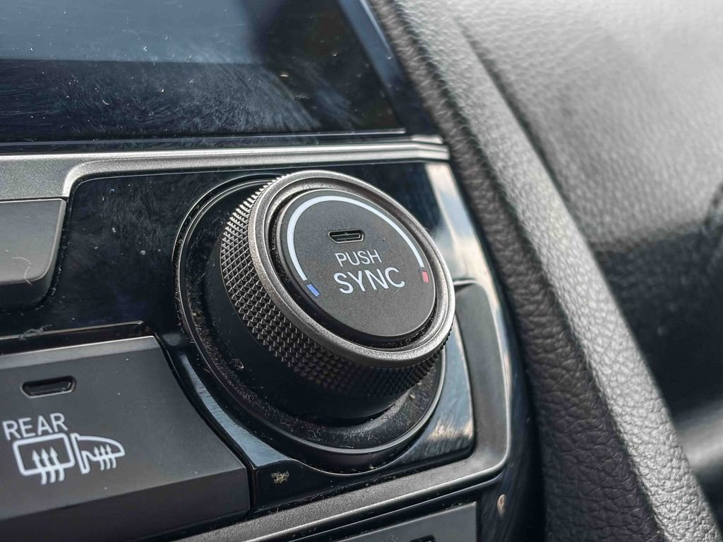 Used 2021 Honda Civic EX image 30