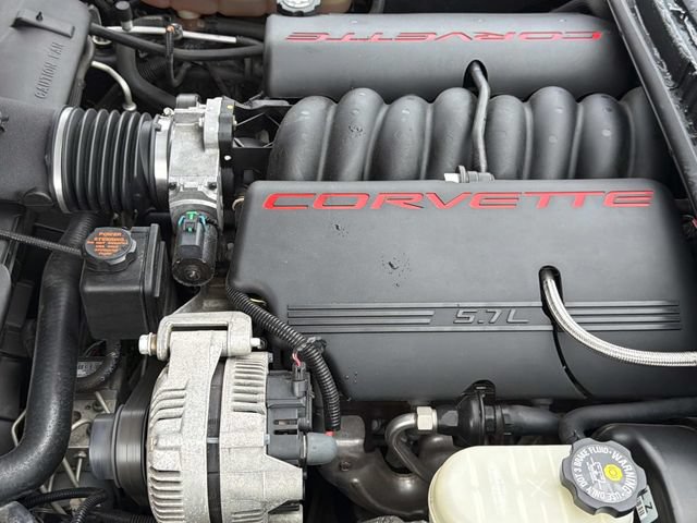 Used 2001 Chevrolet Corvette Coupe RWD image 27